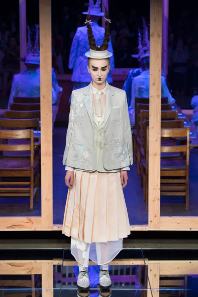 Look 20
